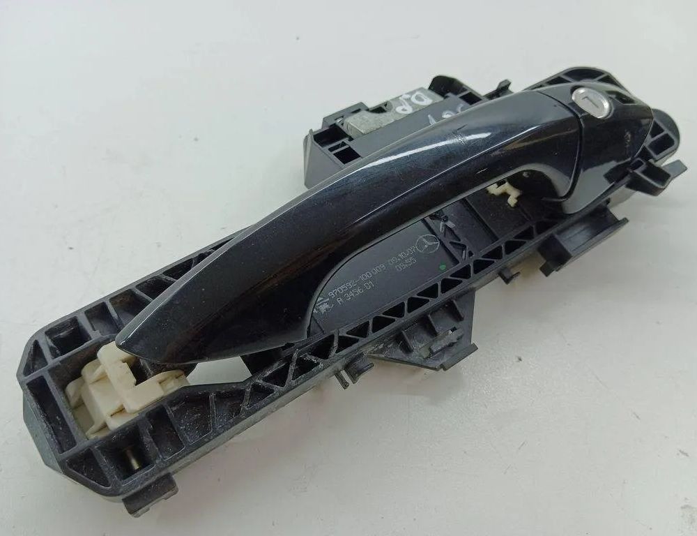 MERCEDES-BENZ C-Class W204/S204/C204 (2004-2015) Наружная ручка боковых левых дверей A2047600634 31173698