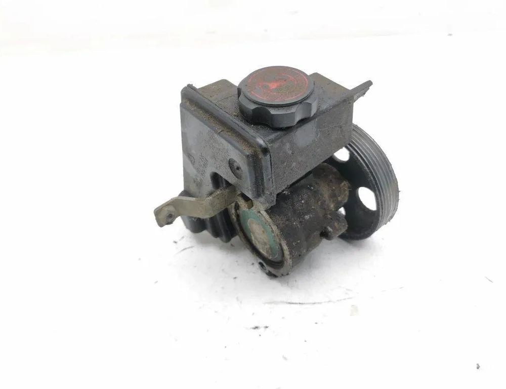 CITROËN Xsara 1 generation (1997-2004) Насос гидроусилителя 9639108780 31179135