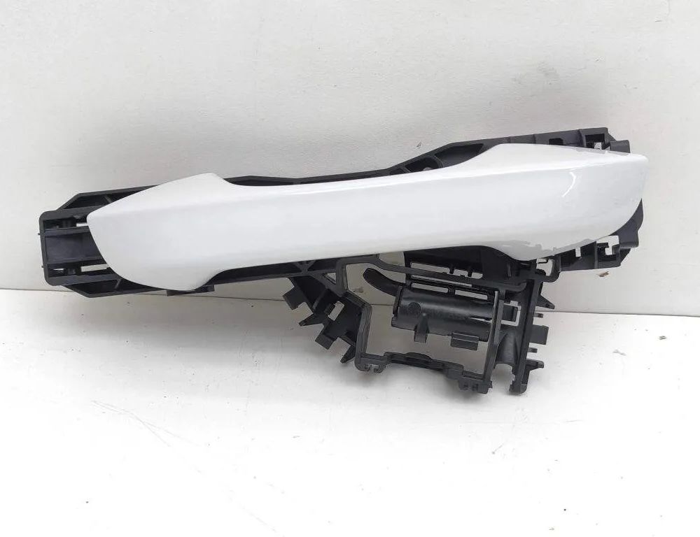 VOLKSWAGEN ID.3 1 generation (2019-2023) Наружная ручка задней левой двери 5H0837205 31199678