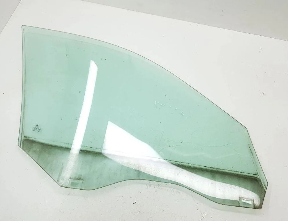 BMW 5 Series E60/E61 (2003-2010) Стекло передней левой двери E643R00050 31203303