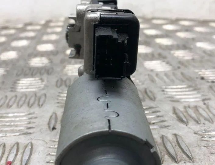 BMW 5 Series E60/E61 (2003-2010) Модуль керування люком 6922652,0390200053,10002728C 22992529