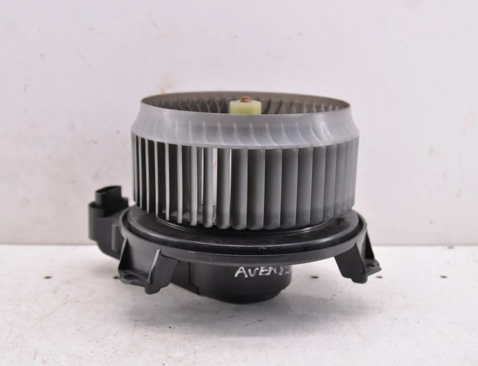 TOYOTA Avensis 3 generation (2009-2020) Вентилятор обігрівача AV2727008103,LHD 28541353