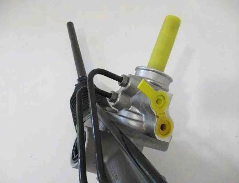 PEUGEOT 206 2 generation (2009-2013) Рулевая Pейка 6820000085 32481567