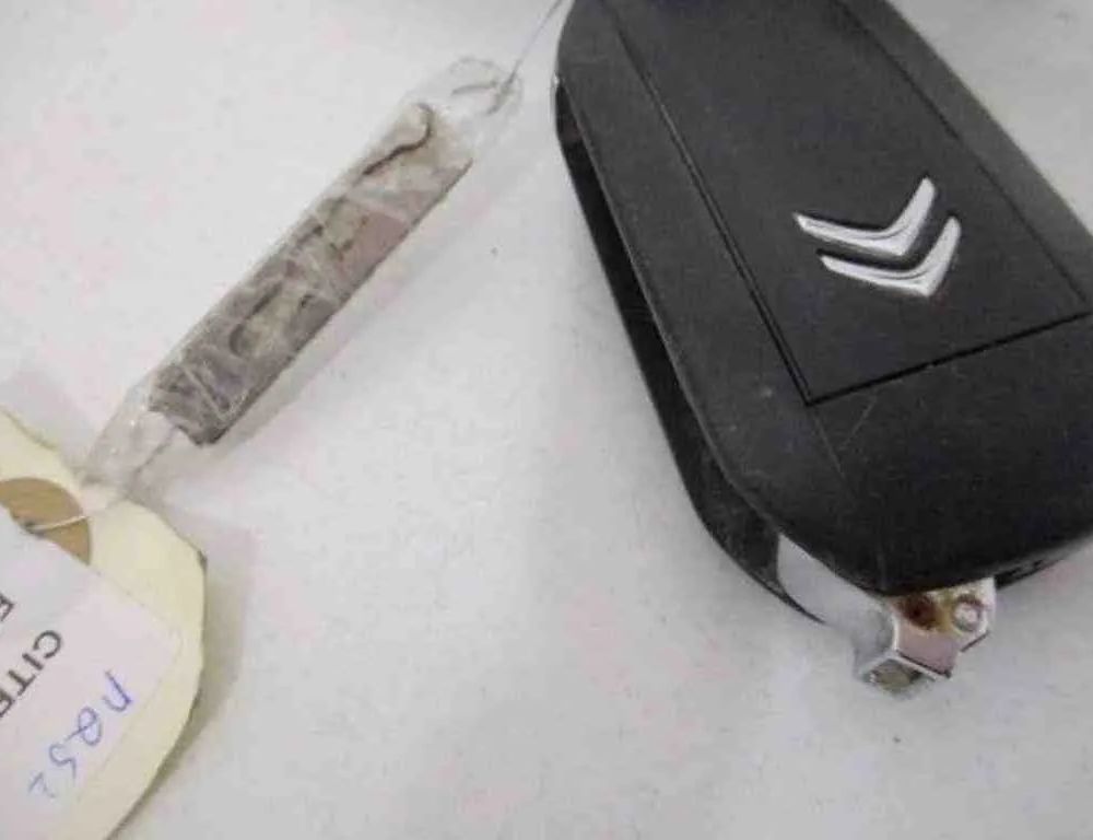 CITROËN Berlingo 3 generation (2018-2024) Комплект зажигания 9825318180,9830707680,9663123380,0281034189 32486729