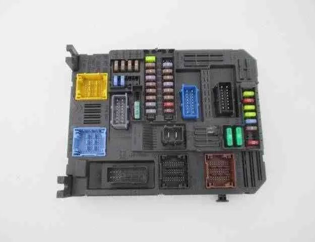 CITROËN C3 2 generation (2009-2016) Блок управления Комфорт 9819851280 32492698