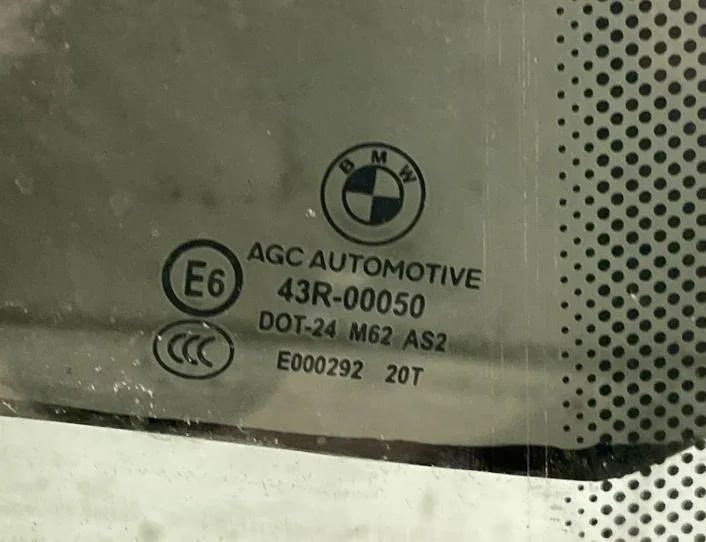 BMW 5 Series Gran Turismo F07 (2010-2017) Скло вікна задніх правих дверей 22186078