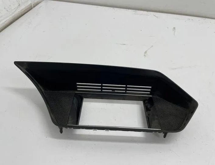 MERCEDES-BENZ E-Class W212/S212/C207/A207 (2009-2016) Отделка музыкального плеера A2126801236 22193408