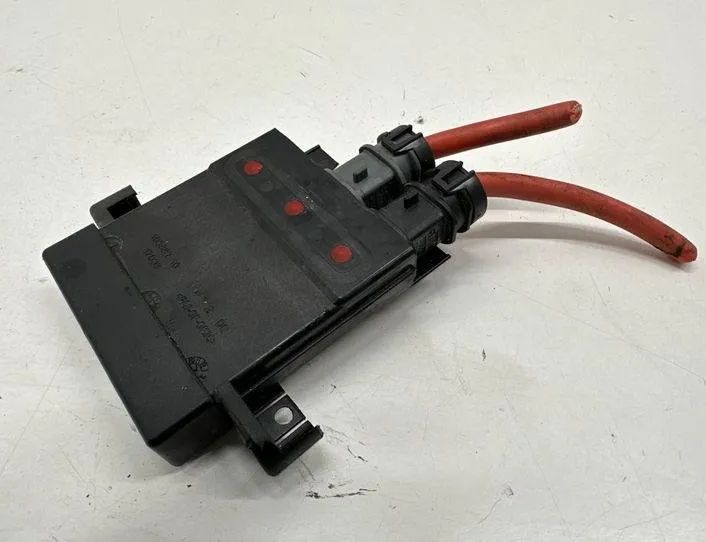 BMW 6 Series F06/F12/F13 (2010-2018) Распределительная коробка 9153418 22195973