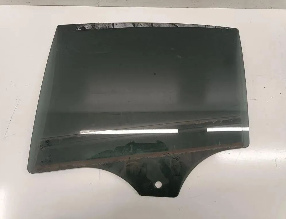 BMW 5 Series G30/G31 (2016-2023) Стекло задней левой двери 43R002092 26758410