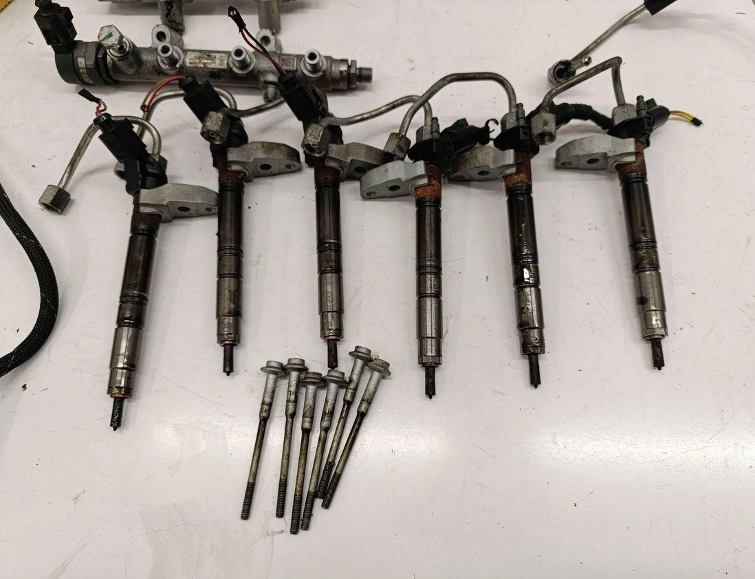 AUDI A6 allroad C7 (2012-2019) Комплект форсунок палива 059130755CA 29063830