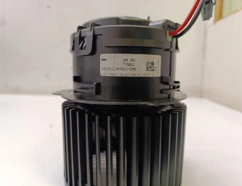 OPEL Astra Печка салона 30368019