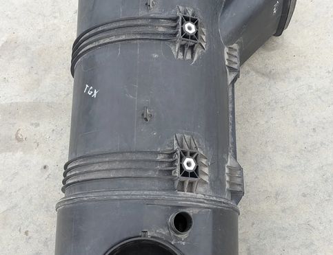 MAN TGX (2007-present) 4 generation (A8) (2019-2023) Коробка повітряного фільтра 81084006107,81084050037,81084050036 31692228