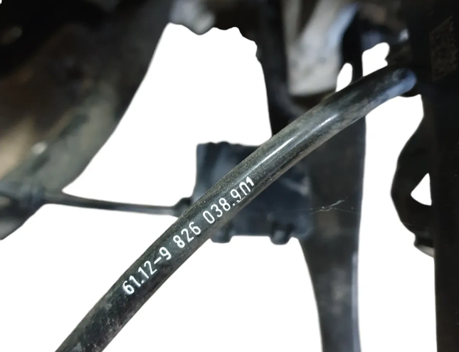 BMW i4 1 generation (2021-2024) Маточина заднього лівого колеса 9826038,6878633,8834819,14605610,6268587,6861127,6893273,6895251,7915319,8838134 27211923