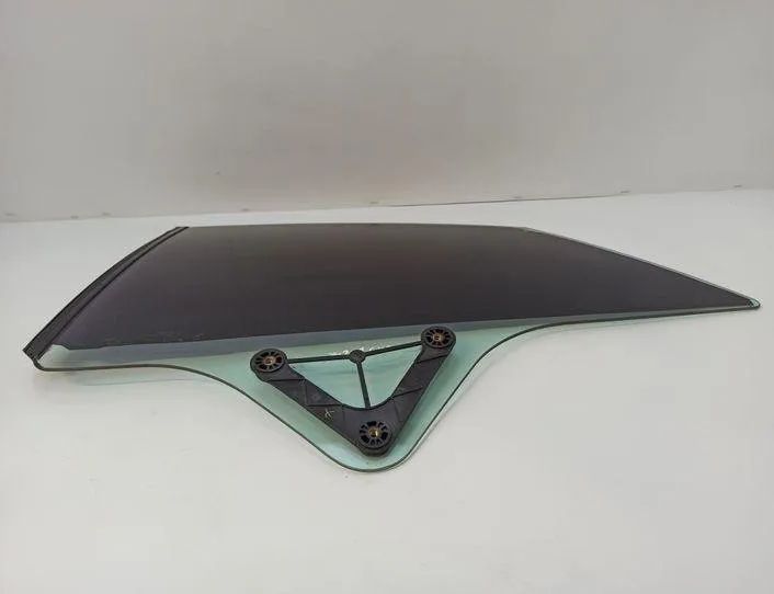 MERCEDES-BENZ E-Class W212/S212/C207/A207 (2009-2016) Задня ліва дверна віконце E000259 21217102