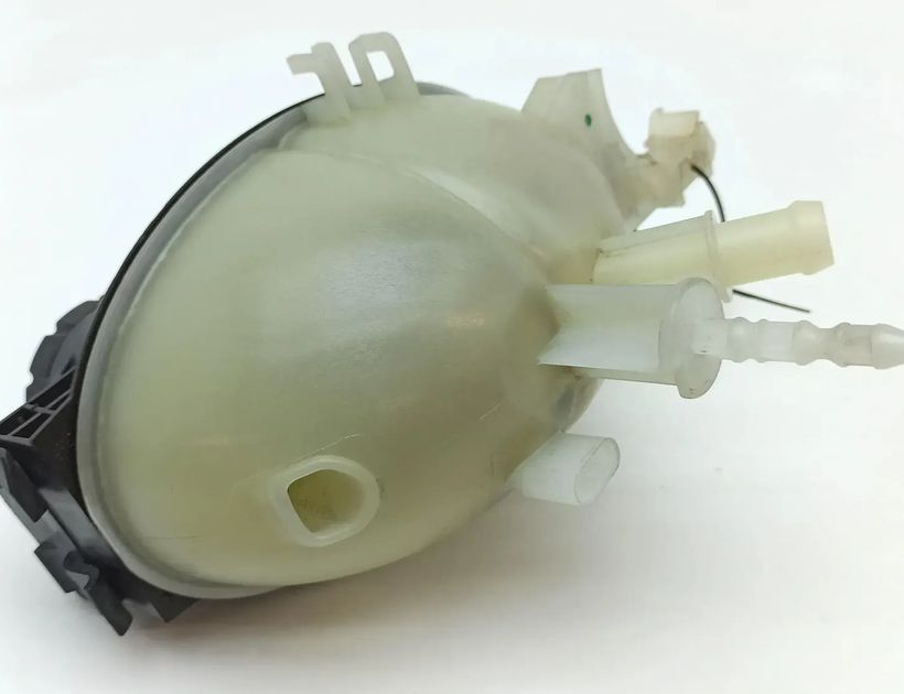 MERCEDES-BENZ E-Class W212/S212/C207/A207 (2009-2016) Розширювальний бак A2045000549 30236587