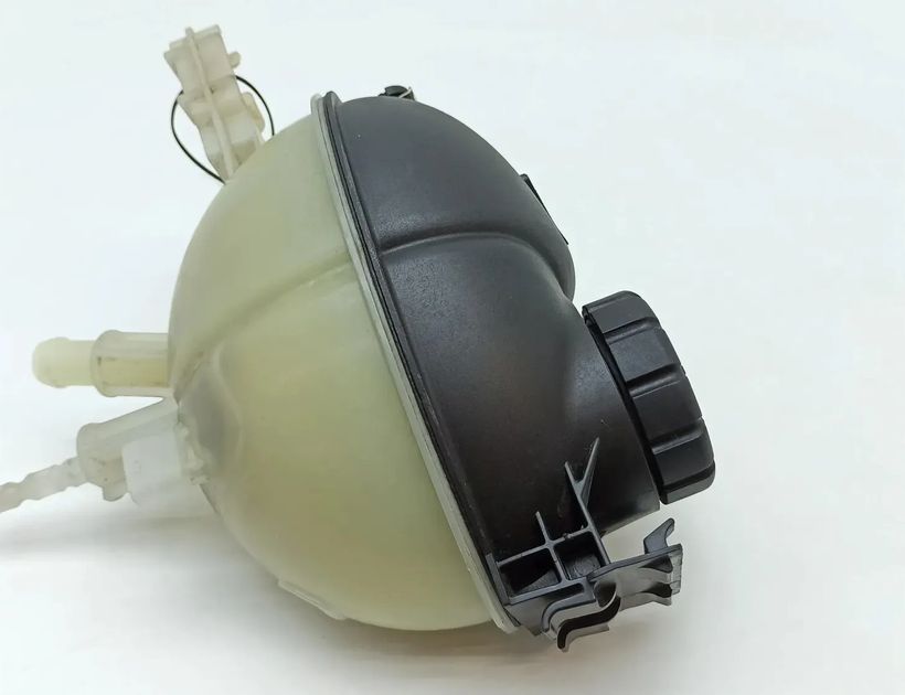 MERCEDES-BENZ E-Class W212/S212/C207/A207 (2009-2016) Розширювальний бак A2045000549 30236587