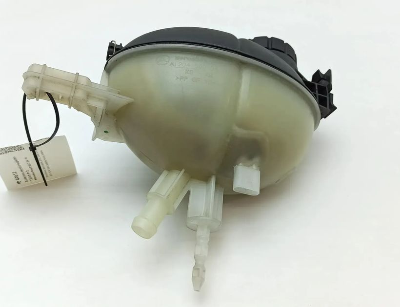 MERCEDES-BENZ E-Class W212/S212/C207/A207 (2009-2016) Розширювальний бак A2045000549 30236587