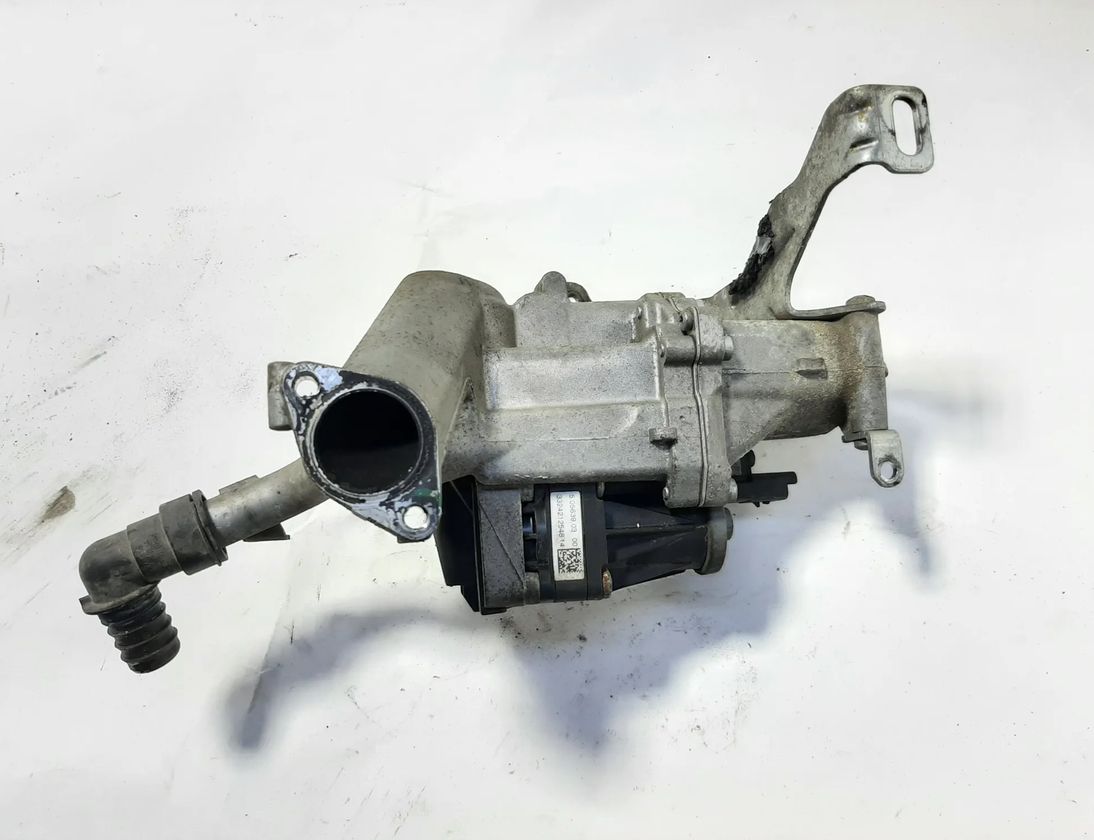 VOLVO V40 2 generation (2012-2020) Охолоджувач EGR 31358502 25332283