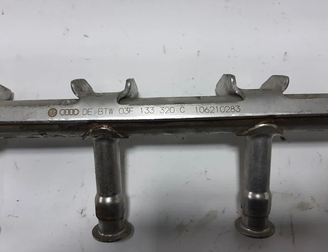 VOLKSWAGEN Golf 6 generation (2008-2015) Топливная рейка 03F133320C 28035373