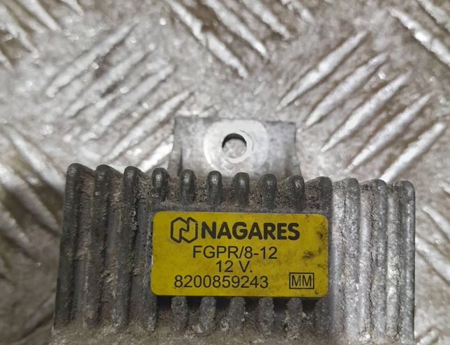 OPEL Vivaro A (2002-2006) Свечи 8200859243 29744735