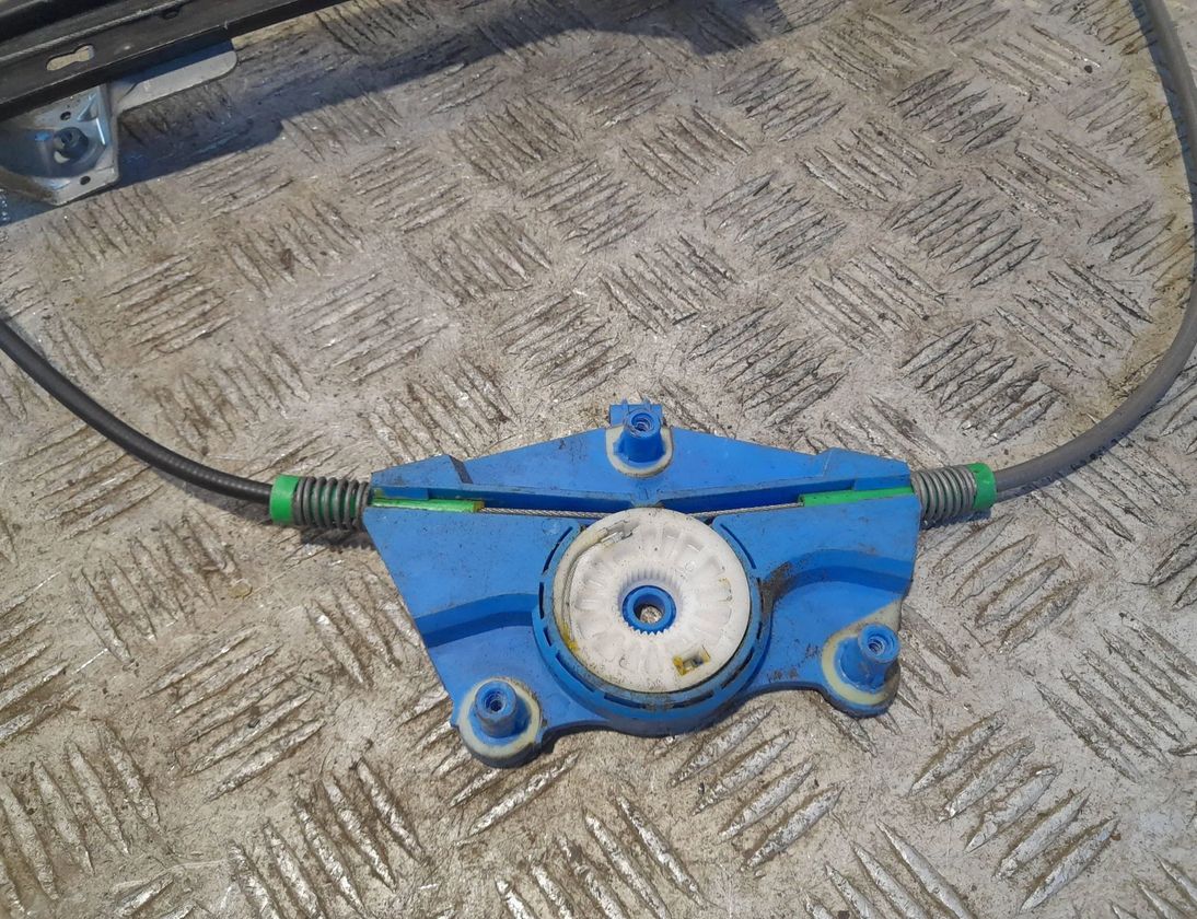 AUDI A4 B7/8E (2004-2008) Стеклоподъемник задней правой двери 8E0839462B,8E0839462C 29749644