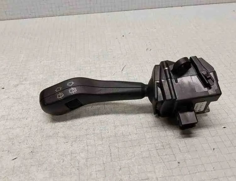 BMW X3 E83 (2003-2010) Керування склоочисником 8363669m,01204020 32558401