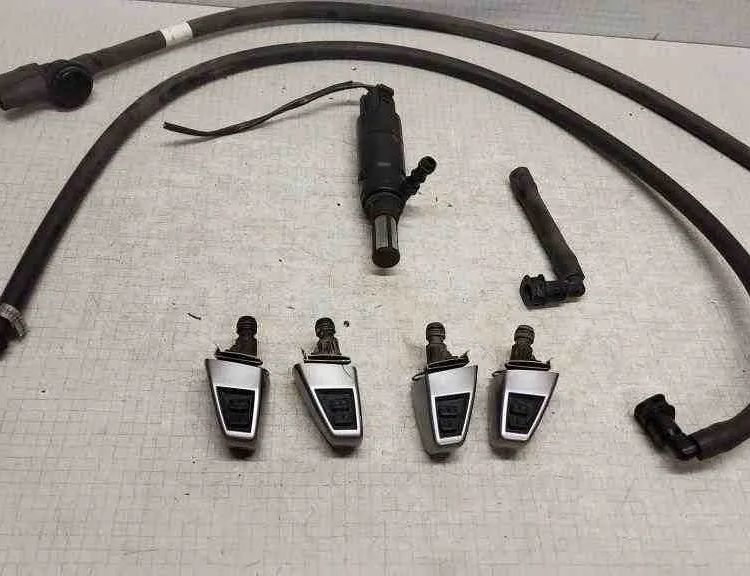 BMW X3 E83 (2003-2010) Мотор омивача фар 837743003,340088905 32559144