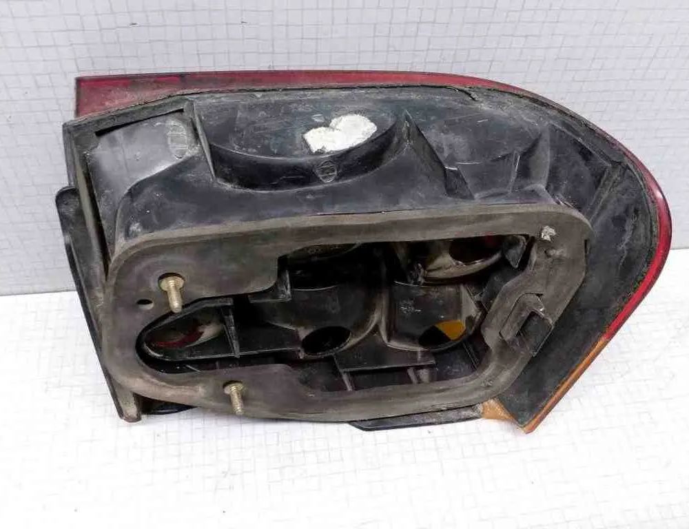 SEAT Ibiza 1 generation (1984-1993) Фонарь задний левый A2810881,63287,962220 32622594