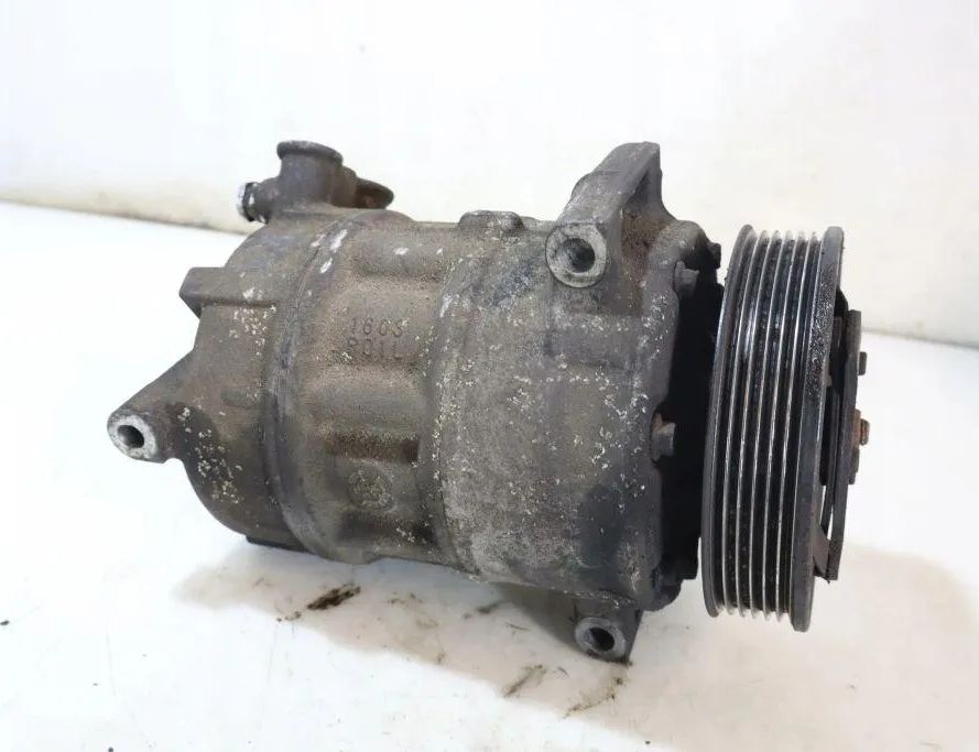OPEL Astra J (2009-2020) Помпа кондиціонера 32896866