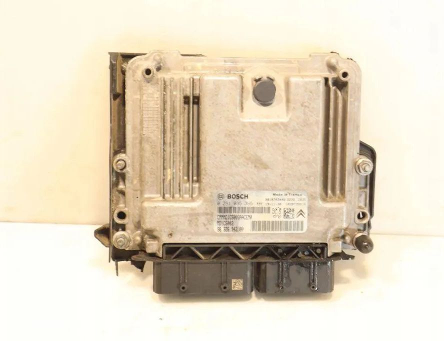 OPEL Combo E (2018-2023) Блок управления двигателем 0281035365 32901525