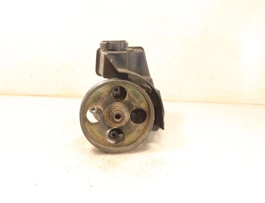 CITROËN Xsara 1 generation (1997-2004) Насос гидроусилителя 32912048