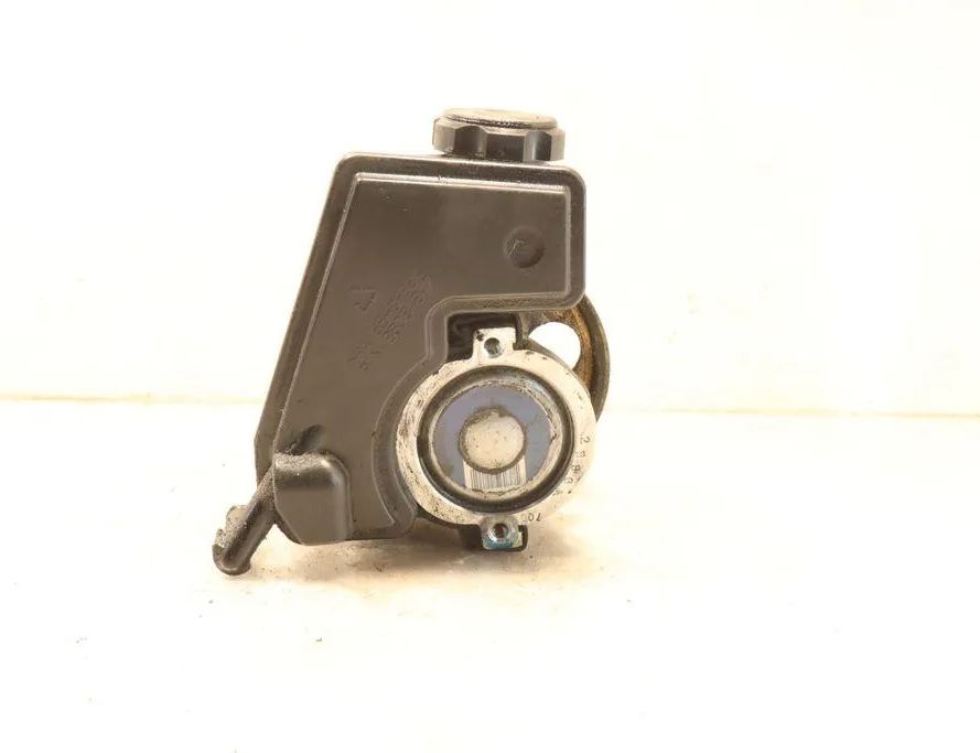 CITROËN Xsara 1 generation (1997-2004) Насос гидроусилителя 32912048