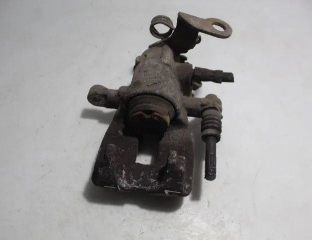 FIAT Bravo 2 generation (2007-2011) задний правый суппорт 32926440