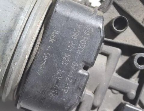 PEUGEOT 206 1 generation (1998-2009) Двигатель стеклоочистителей 0390241523 32926545