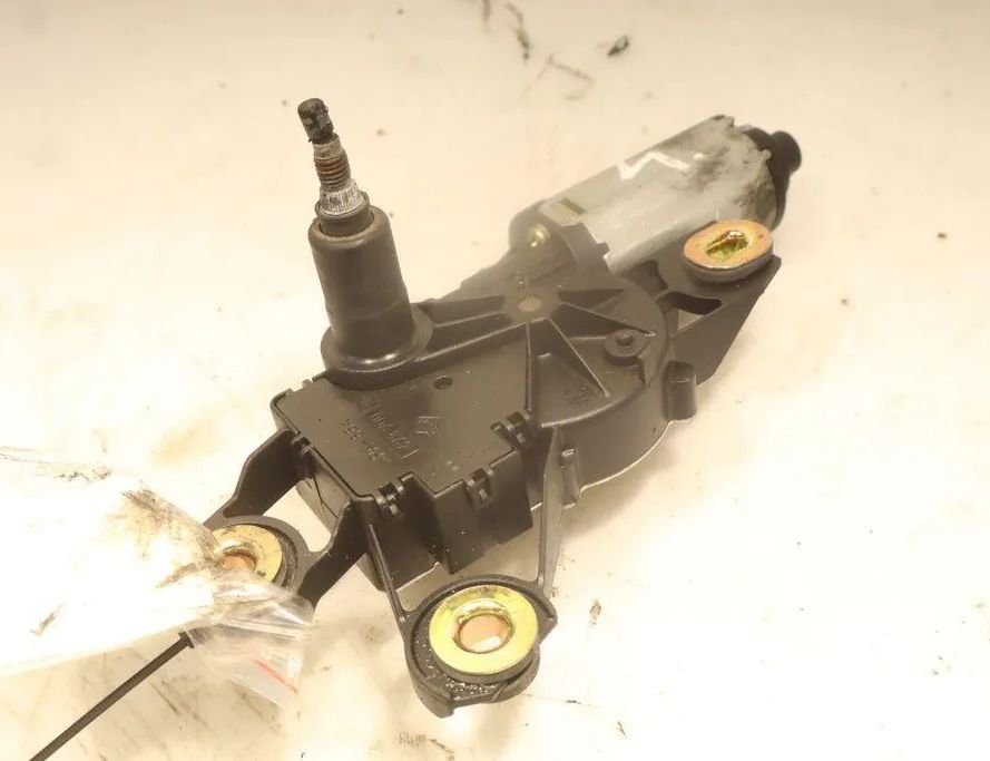 SEAT Toledo 1 generation (1991-1999) Моторчик заднего стеклоочистителя 32946121