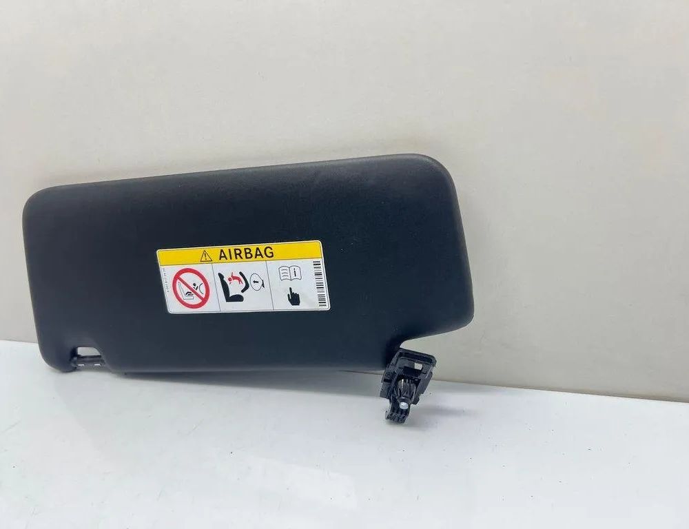MERCEDES-BENZ C-Class W205/S205/C205 (2014-2023) Правий сонцезахисний козирок A2058107404 31997765