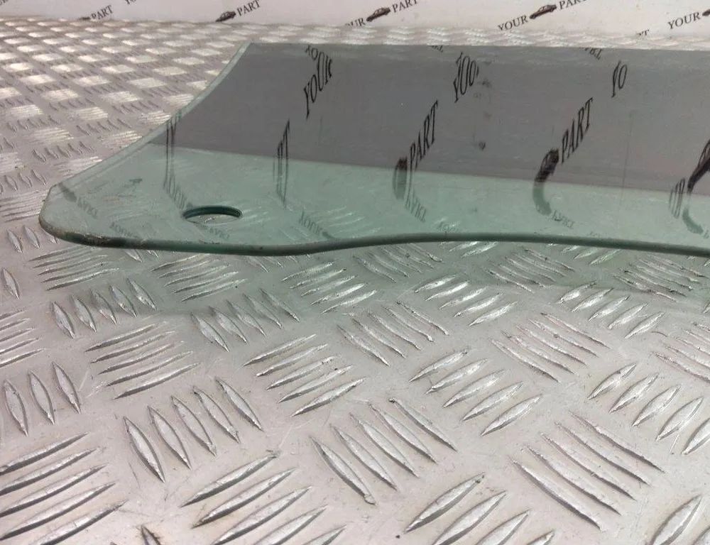 BMW 5 Series Gran Turismo F07 (2010-2017) Скло лівих задніх дверей 43R-00050 30999706