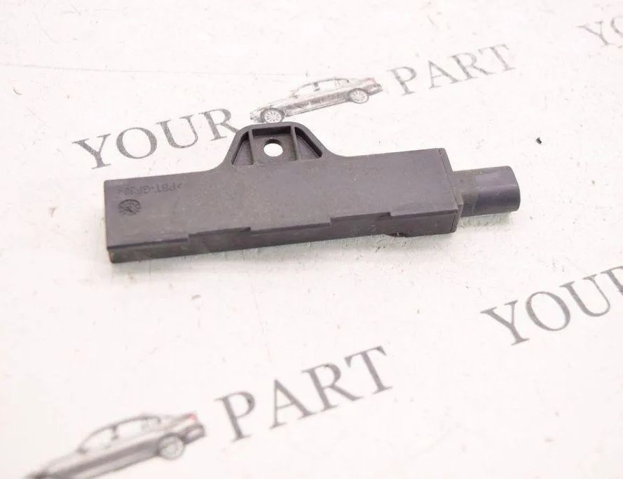 BMW X1 F48/F49 (2015-2023) Антена безключового доступу 9220831 31010968