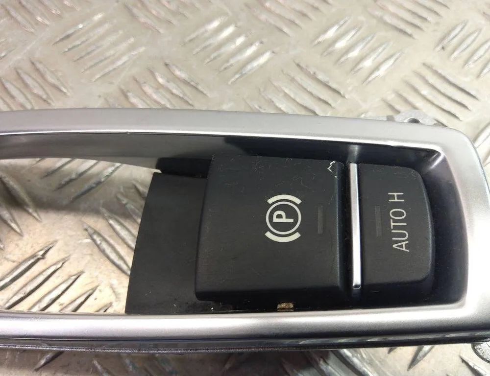 BMW X3 F25 (2010-2017) Кнопка ручного гальма 9217594 31016128