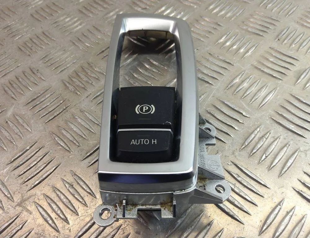 BMW X3 F25 (2010-2017) Кнопка ручного гальма 9217594 31016128
