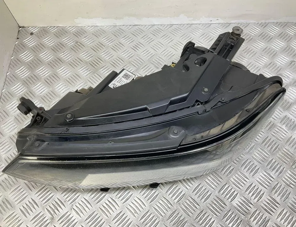 VOLKSWAGEN Passat B8 (2014-2023) Ліва передня фара 3G2941005B 34724853