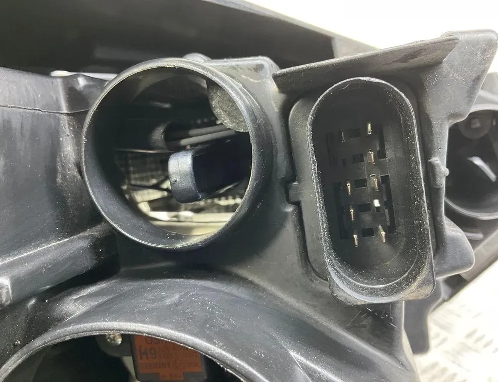 VOLKSWAGEN Passat B8 (2014-2023) Ліва передня фара 3G2941005B 34724853