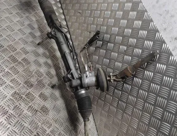 PEUGEOT 206 1 generation (1998-2009) Рулевая Pейка 01054Y1 32010915