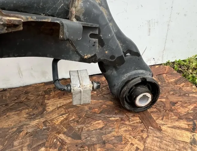 JAGUAR F-Pace 1 generation (2016-2024) Траверс задний #F4284 27275908