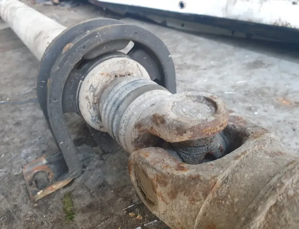 VOLKSWAGEN LT 2 generation (1996-2006) карданний вал 35105607