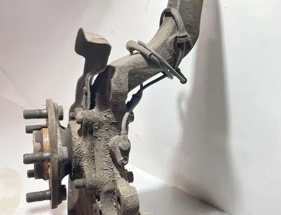 LAND ROVER Discovery 3 generation (2004-2009) Ступица передняя левая 33319740