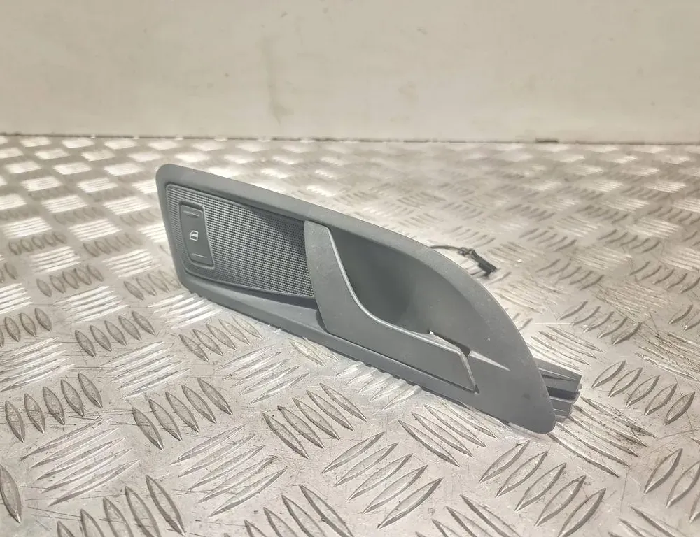 SKODA Octavia 2 generation (2004-2013) Права задня внутрішня ручка відкривання 1Z0837248 33192449