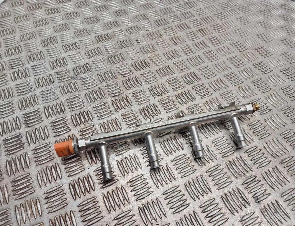 SEAT Altea 1 generation (2004-2013) Топливная рейка 03F133320C 33478066