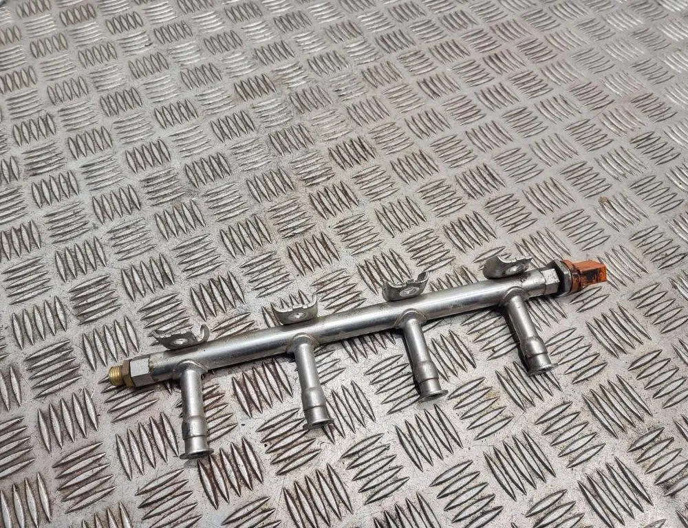 SEAT Altea 1 generation (2004-2013) Топливная рейка 03F133320C 33478066