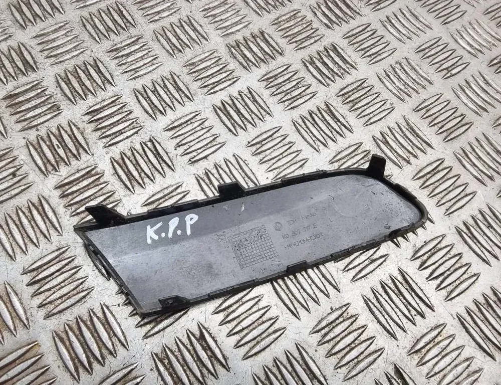 VOLKSWAGEN Golf 5 generation (2003-2009) Ліва облицювальна планка переднього бампера 1K0807717E 33503416